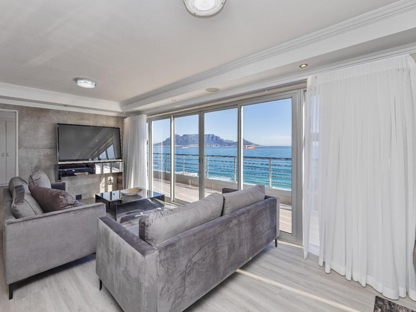 Ocean View Penthouse Apartment *